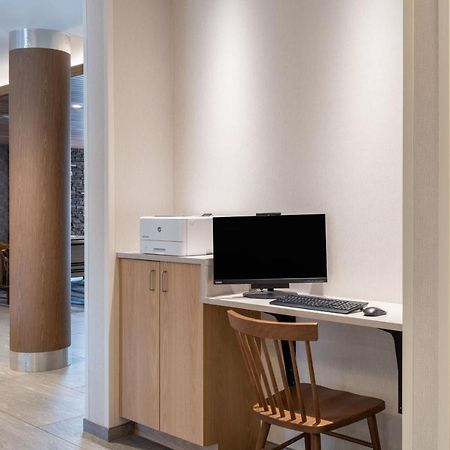 Fairfield Inn & Suites Minneapolis North Brooklyn Center Bagian luar foto