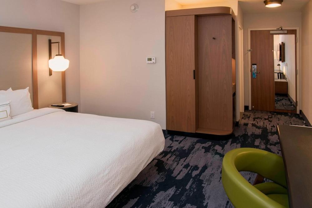 Fairfield Inn & Suites Minneapolis North Brooklyn Center Bagian luar foto