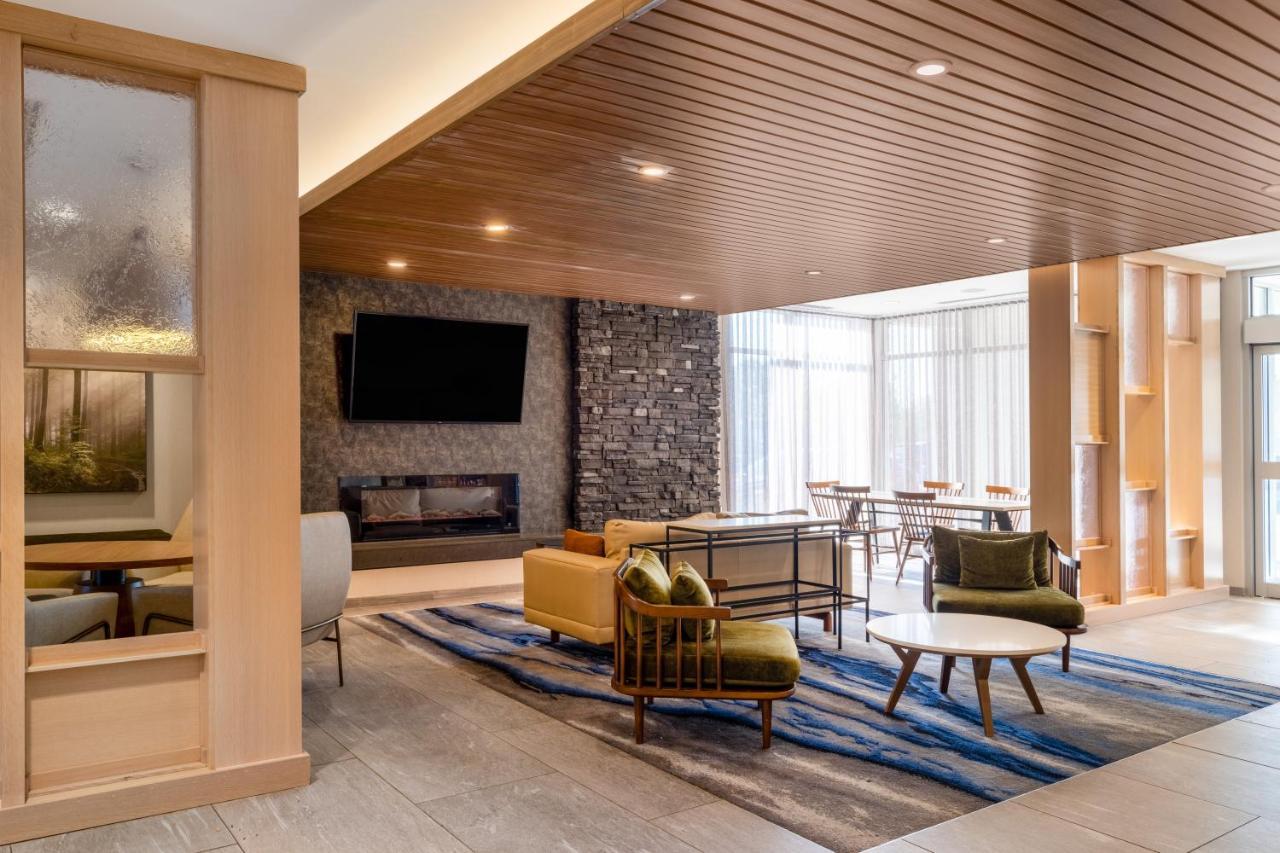 Fairfield Inn & Suites Minneapolis North Brooklyn Center Bagian luar foto